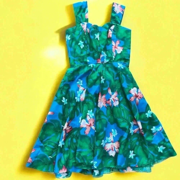 TRUE VTG HANDMADE Hawaiian Tiki fit n flare green floral dress with pockets
